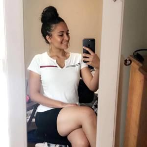 Meet your Posher, Destiny